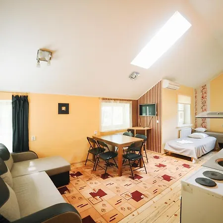 بيت ضيافة Rannaliiv