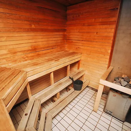 Rannaliiv بيت ضيافة