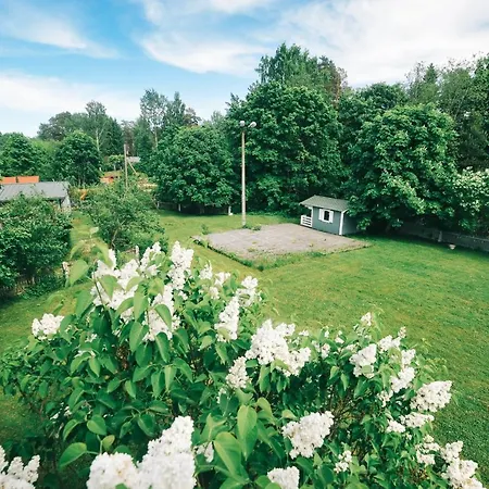 Rannaliiv بيت ضيافة *