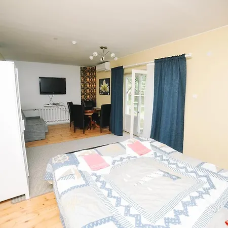 Rannaliiv بيت ضيافة Võsu