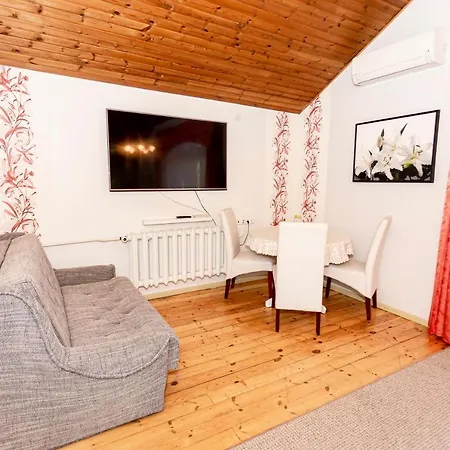 بيت ضيافة Rannaliiv