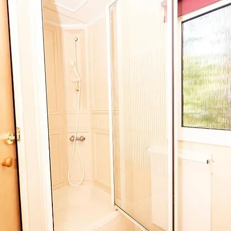 Rannaliiv بيت ضيافة Võsu